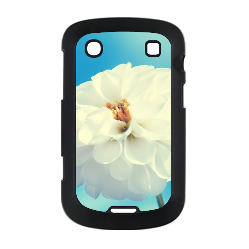 white beauty flower Case for BlackBerry Bold Touch 9900